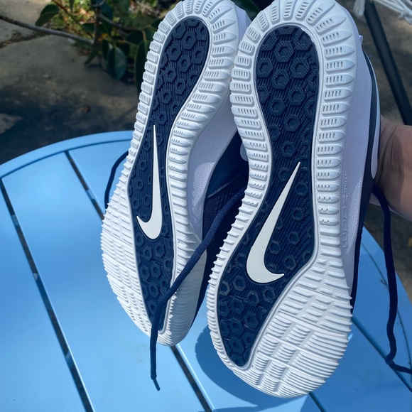Nike Zoom Hyperace Volleyball shoes - Picture 3 of 4
